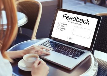 feedback concept, write review online, rating on internet