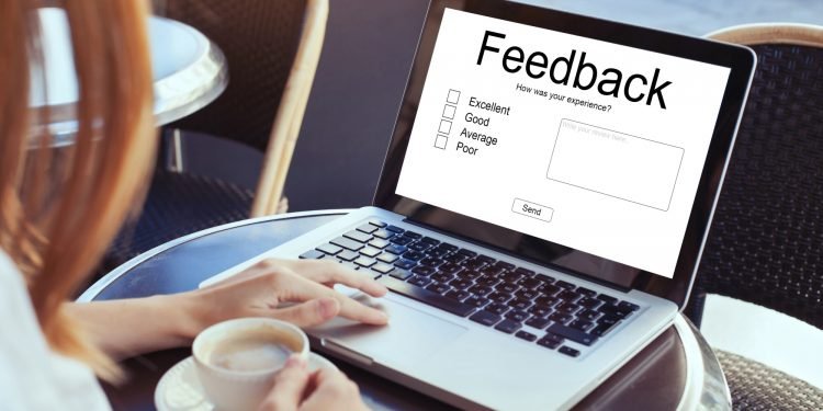 feedback concept, write review online, rating on internet