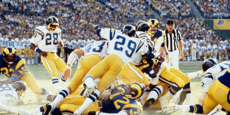 Rams Chargers